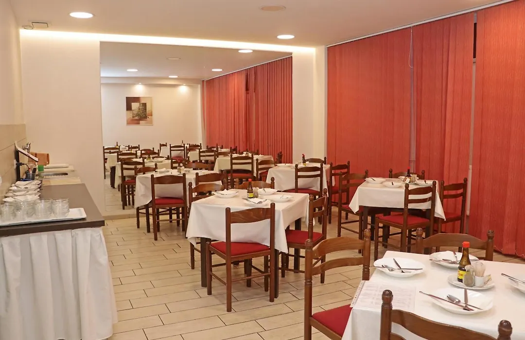 Hotel Maria-1