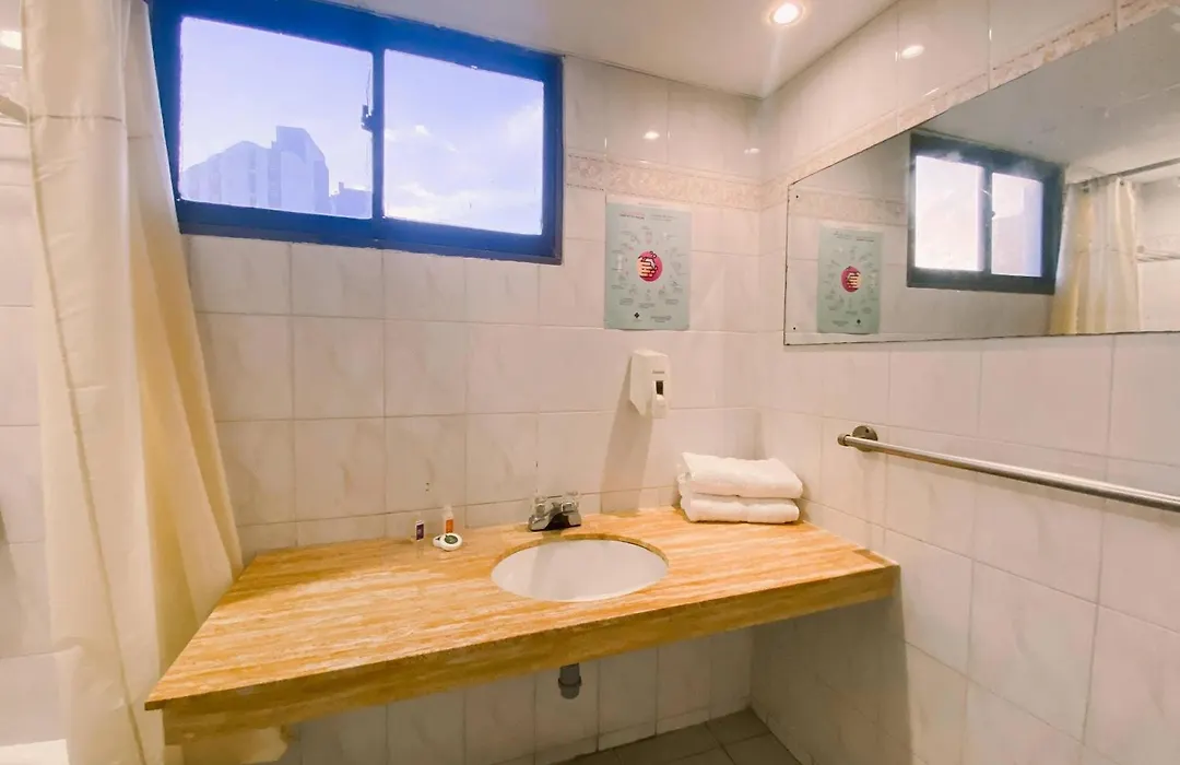 Hotel Faranda Express Puerta Del Sol Barranquilla, A Member of Radisson Individuals-1
