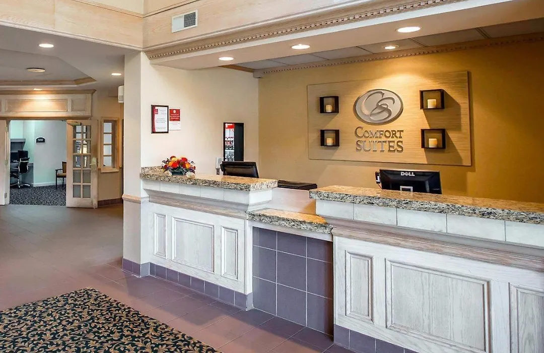 Comfort Suites University Area Notre Dame-South Bend-1