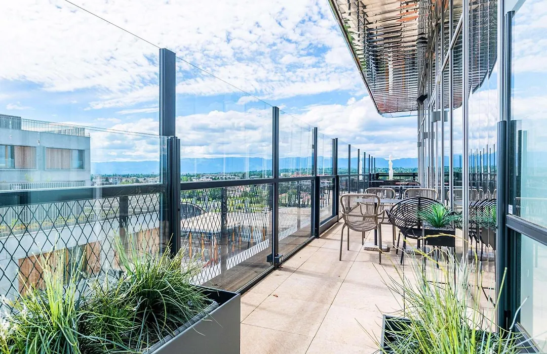 Novotel Annemasse Centre - Porte De Geneve-1