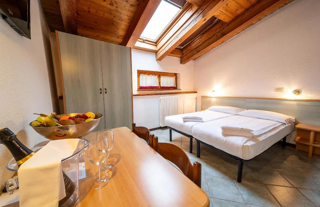 Residence Nube D'Argento-1
