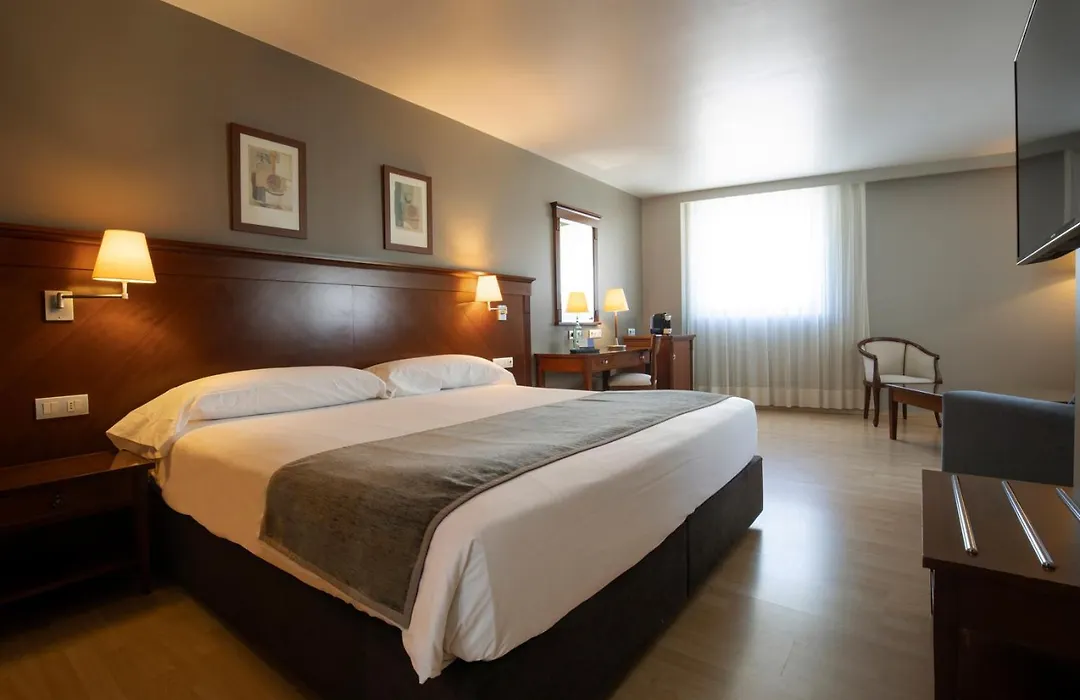 Hotel Nexta Escaldes-1