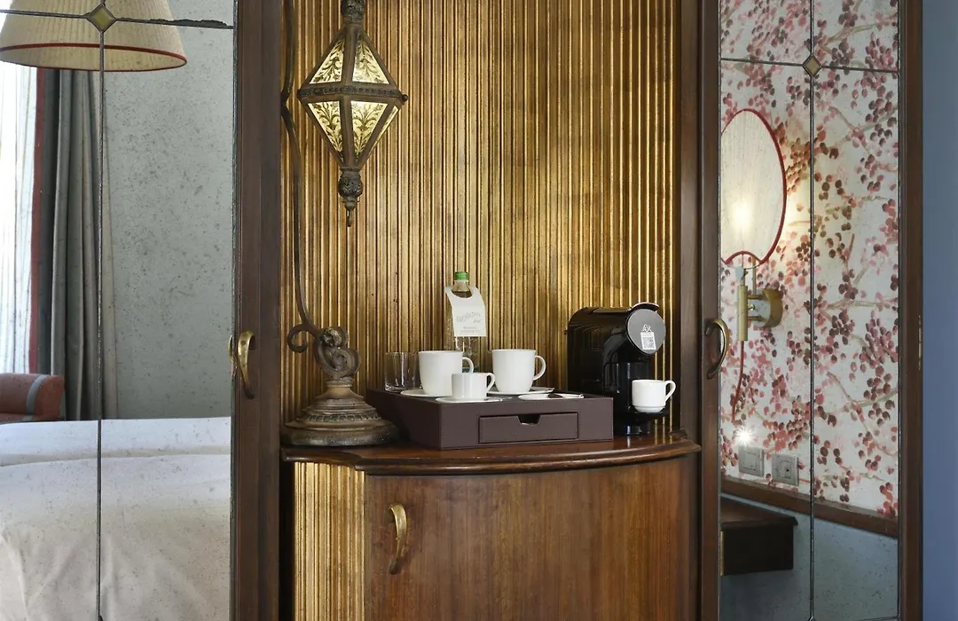 Grand Hotel Savoia Genova, Curio Collection By Hilton-1