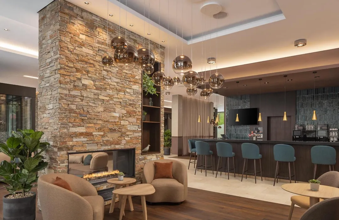 Hilton Garden Inn Davos-1