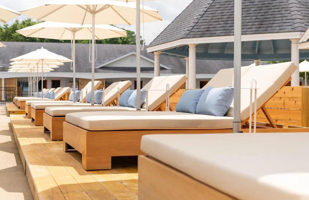 Driftaway Hotel And Pool-1