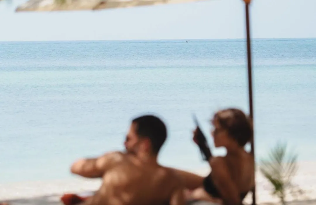 Sabai Beach Hotel-1