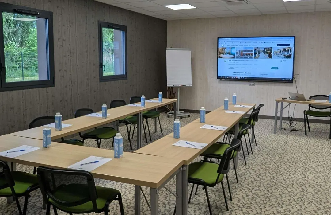 ibis Styles Contres-Cheverny-1