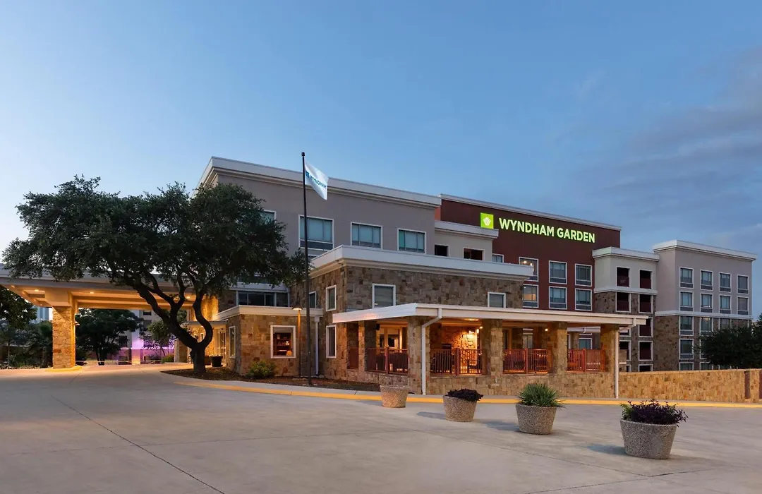 Wyndham Garden San Antonio Airport-1