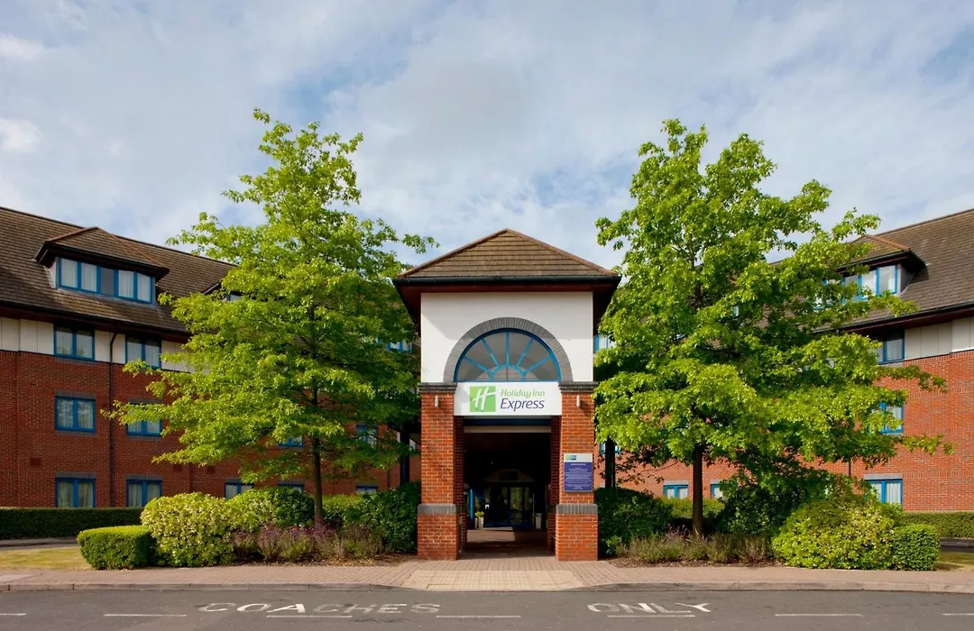 Holiday Inn Express Birmingham Airport Nec By Ihg-1