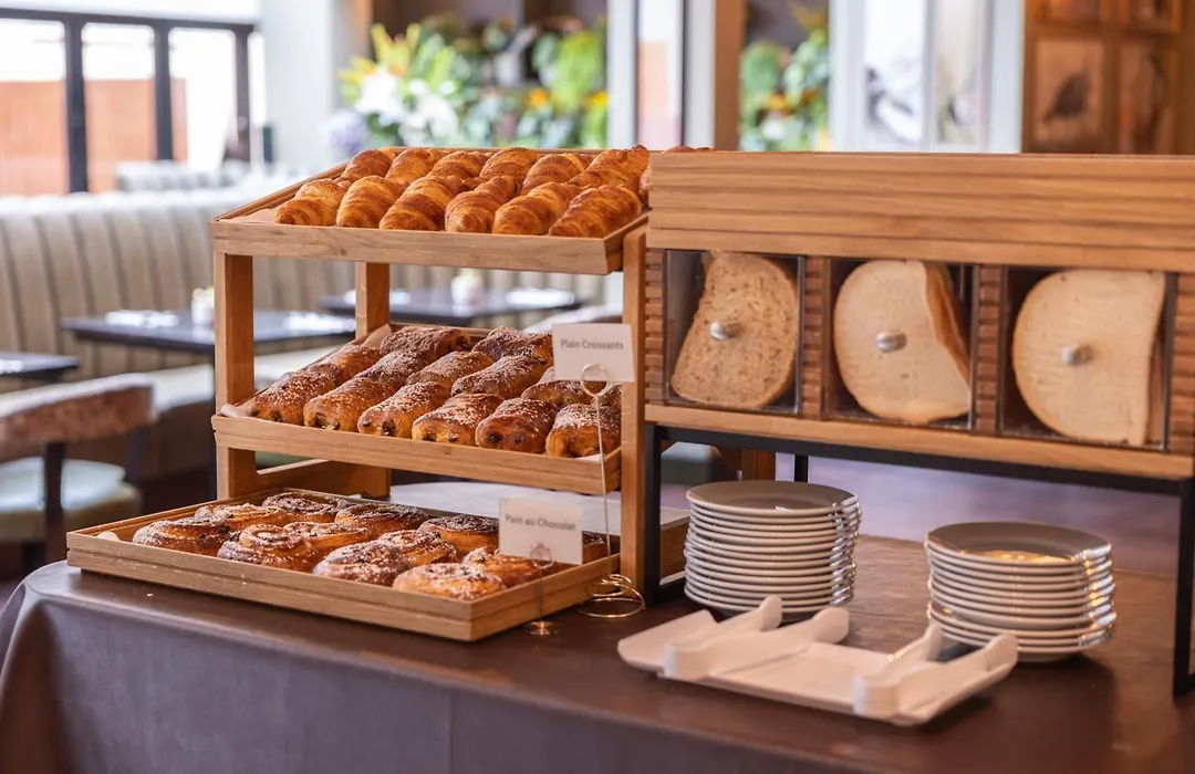 Crowne Plaza Gerrards Cross By Ihg-1