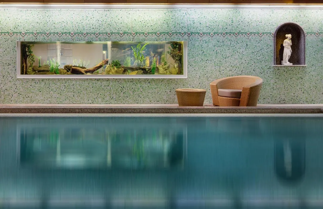 Hotel Carbona Thermal Spa-1