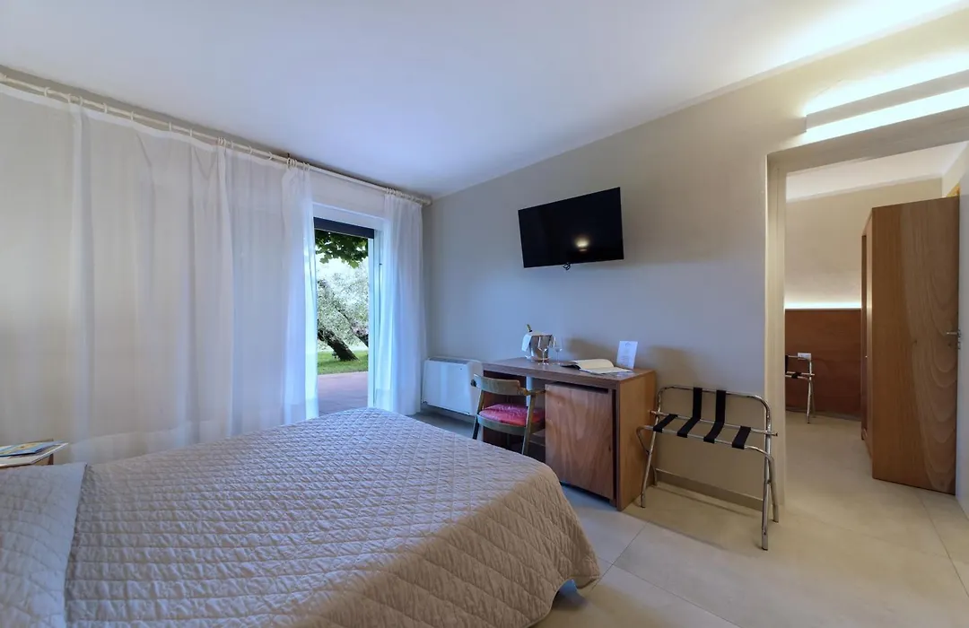 Hotel Fabricia-1