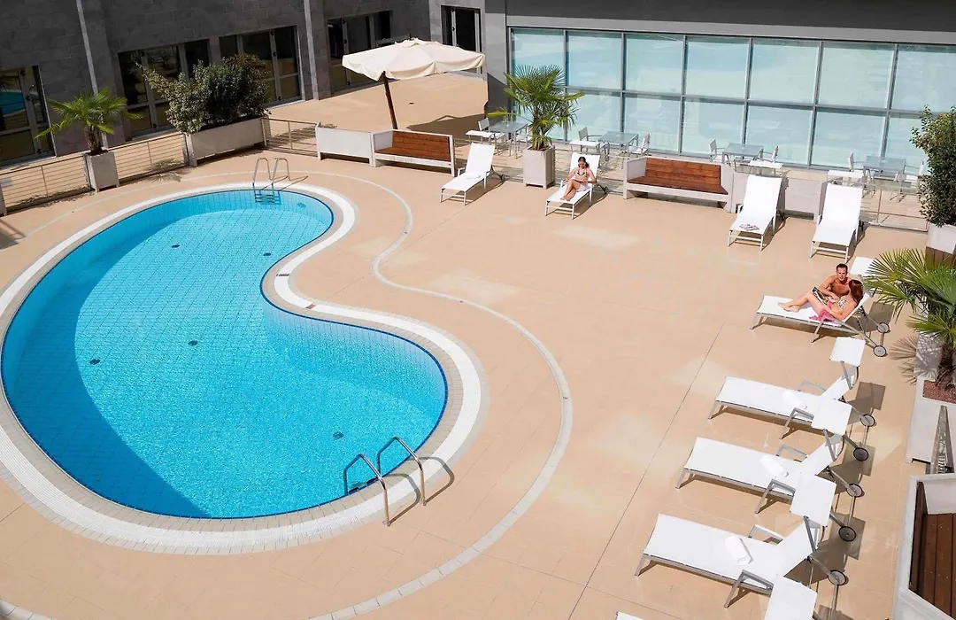 Novotel Milano Malpensa Aeroporto-1