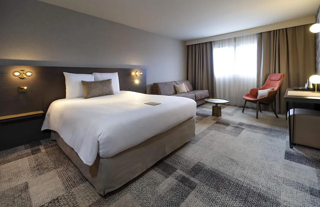 Mercure Bordeaux Lac-1