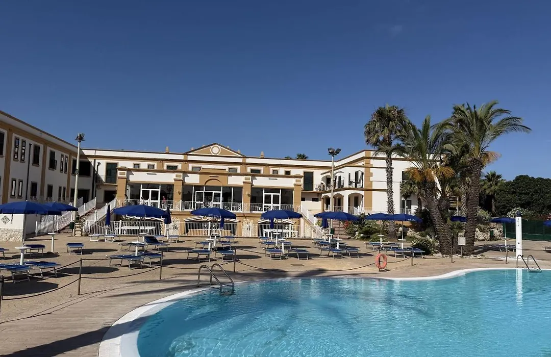 Delfino Beach - Cdshotels-1
