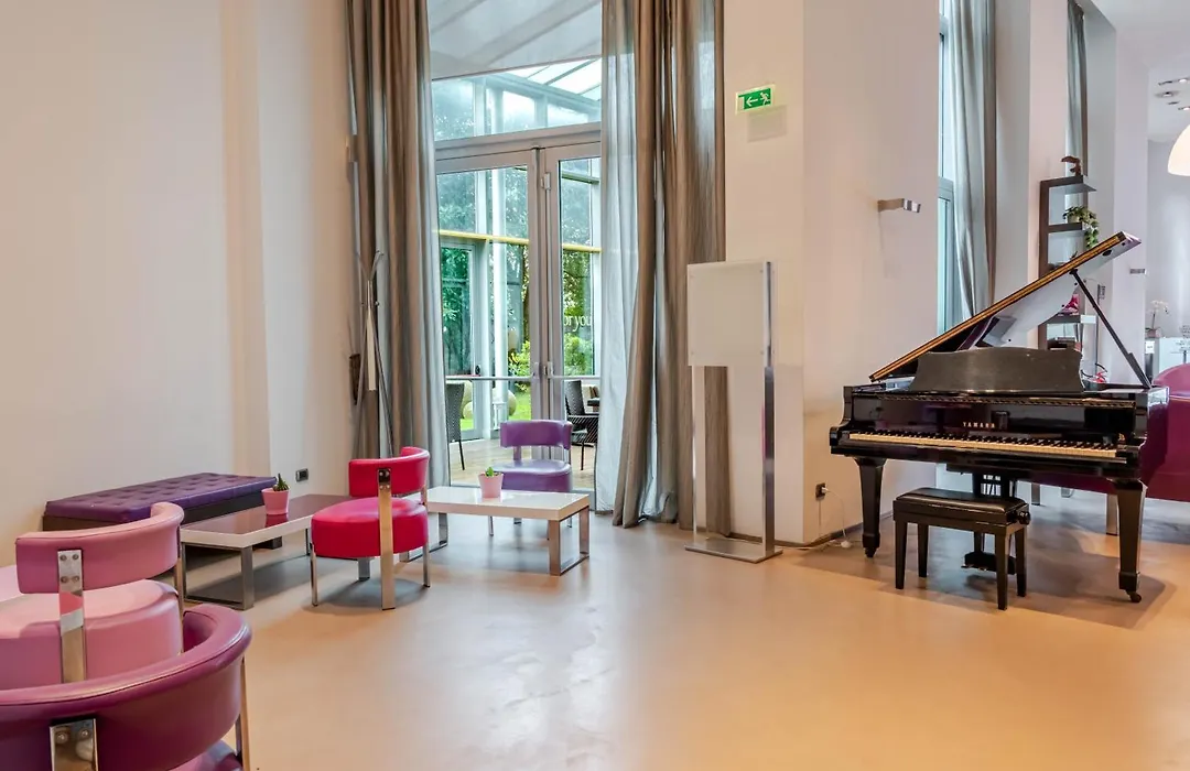 Hotel For You-1