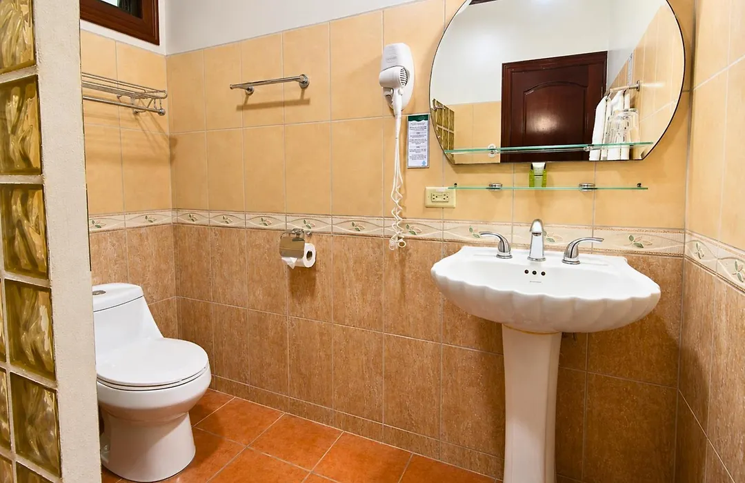 Hotel Casa Roland Golfito Resort-1