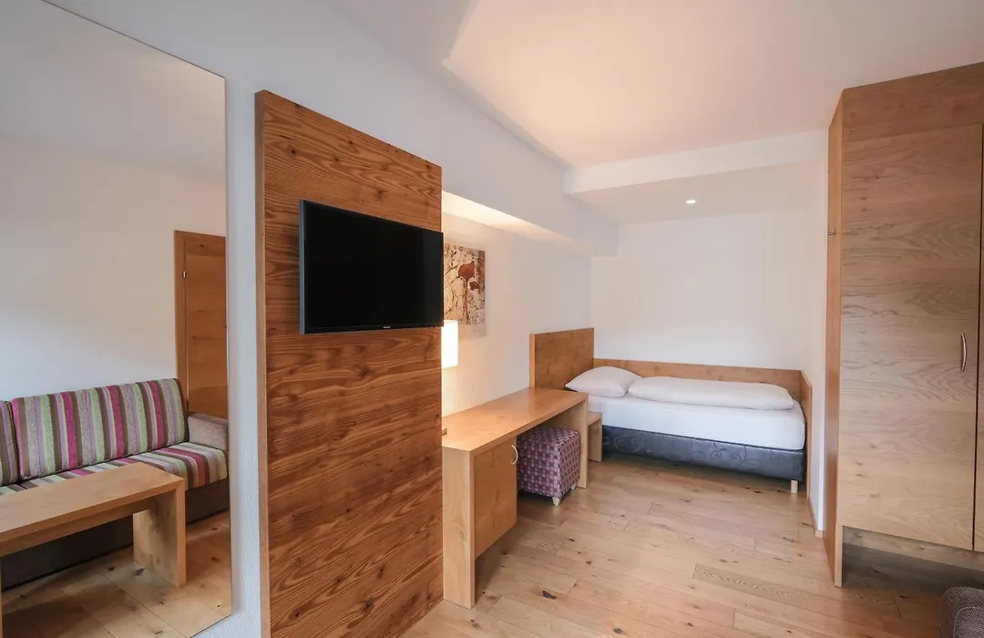 Hotel Traube-1
