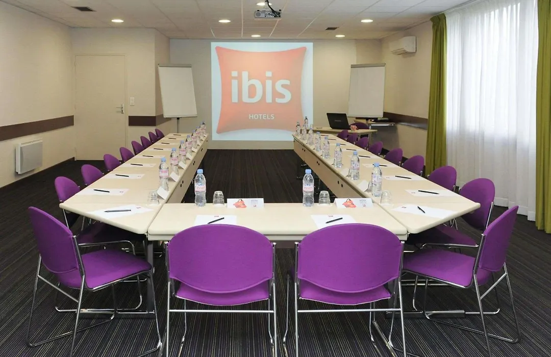 ibis Chartres Ouest Luce-1