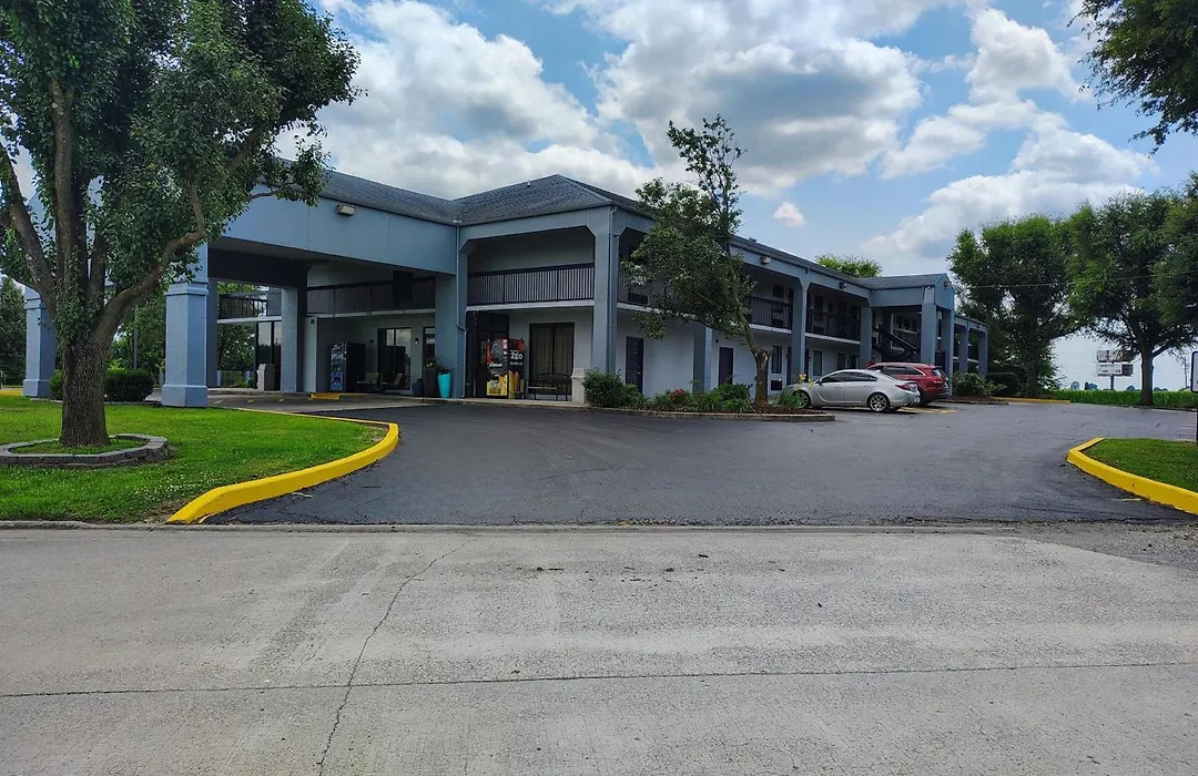 The Riverstone Hotel-1