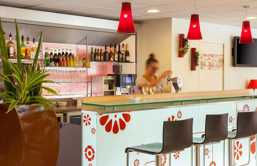 Ibis Velizy Jouy-En-Josas-1
