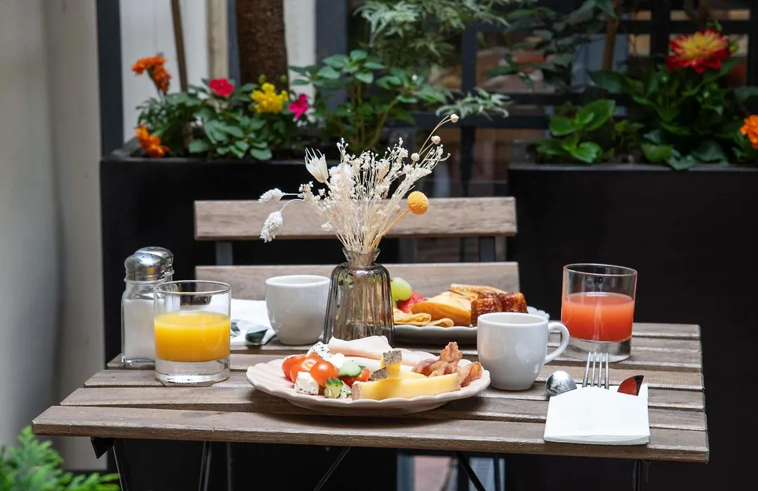 Mercure Paris Montparnasse Raspail-1