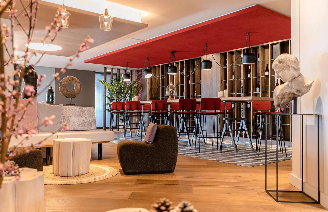 Mercure Valence-1