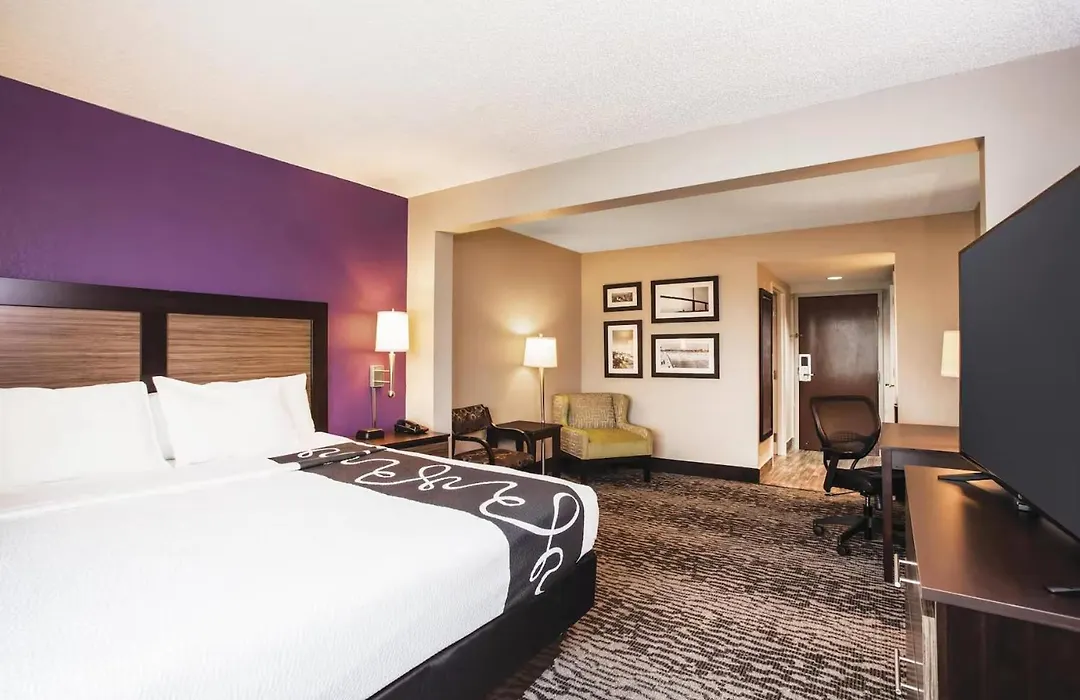Comfort Inn & Suites Clearwater South-1
