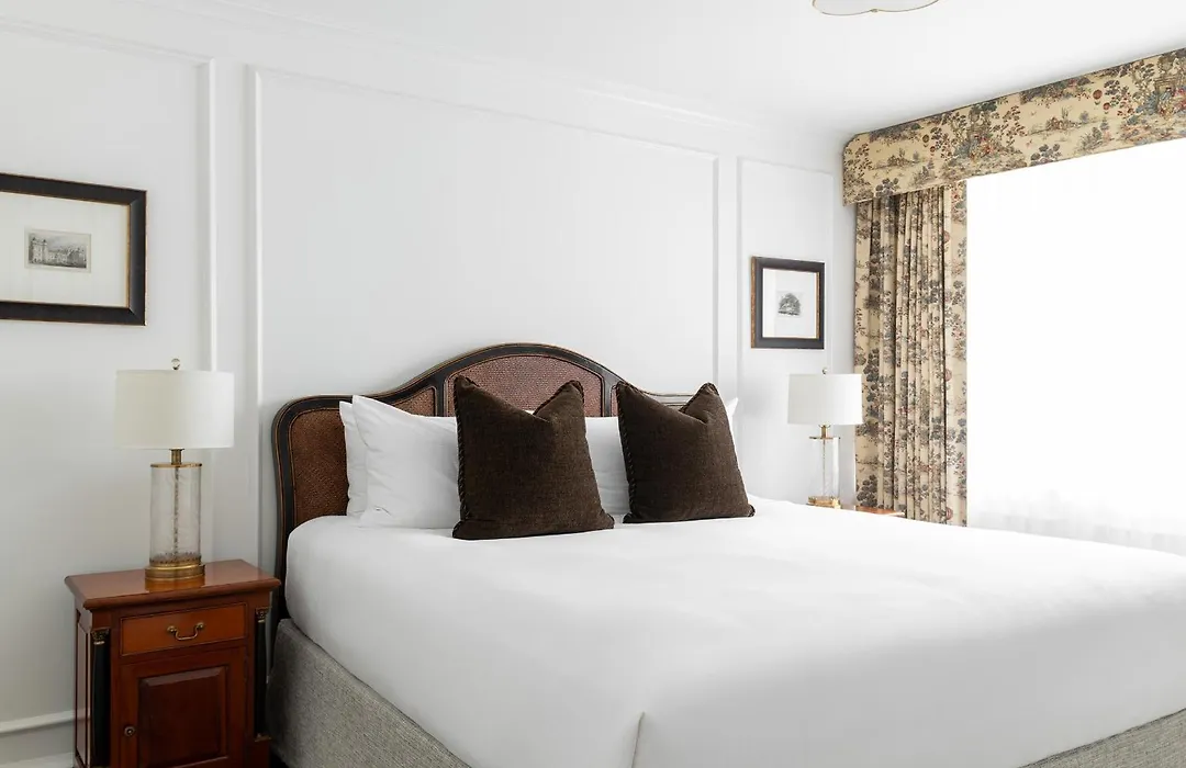 Wedgewood Hotel & Spa - Relais & Chateaux-1