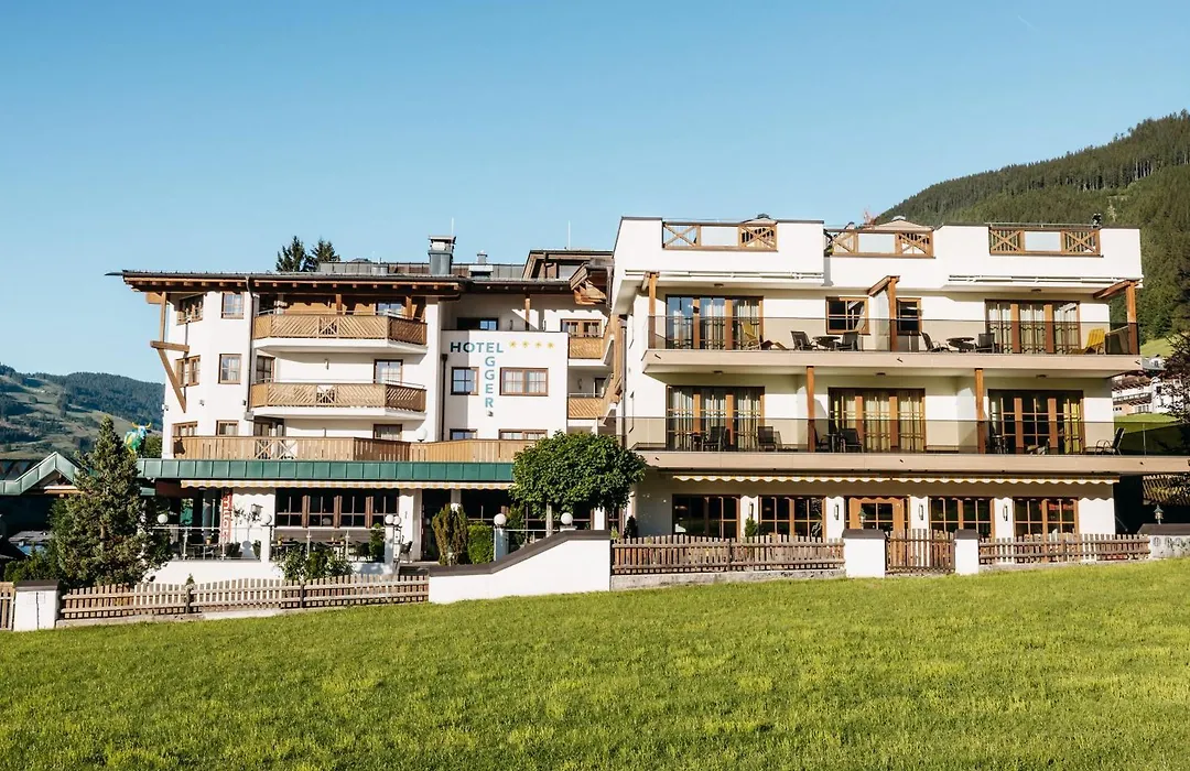 Wellness- und Familienhotel Egger-1