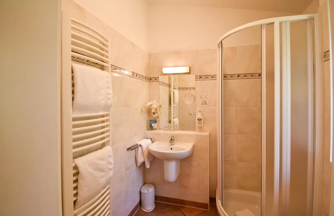 Bio- und Gesundheitshotel Gutshaus Stellshagen-1