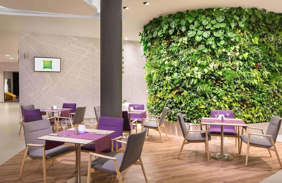 Ibis Styles Budapest Airport-1