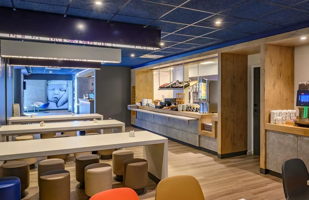 ibis budget Saint-Étienne Centre Gare Châteaucreux-1