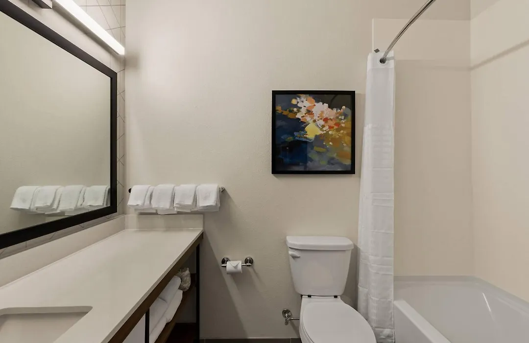 Everhome Suites Atlanta Newnan-1
