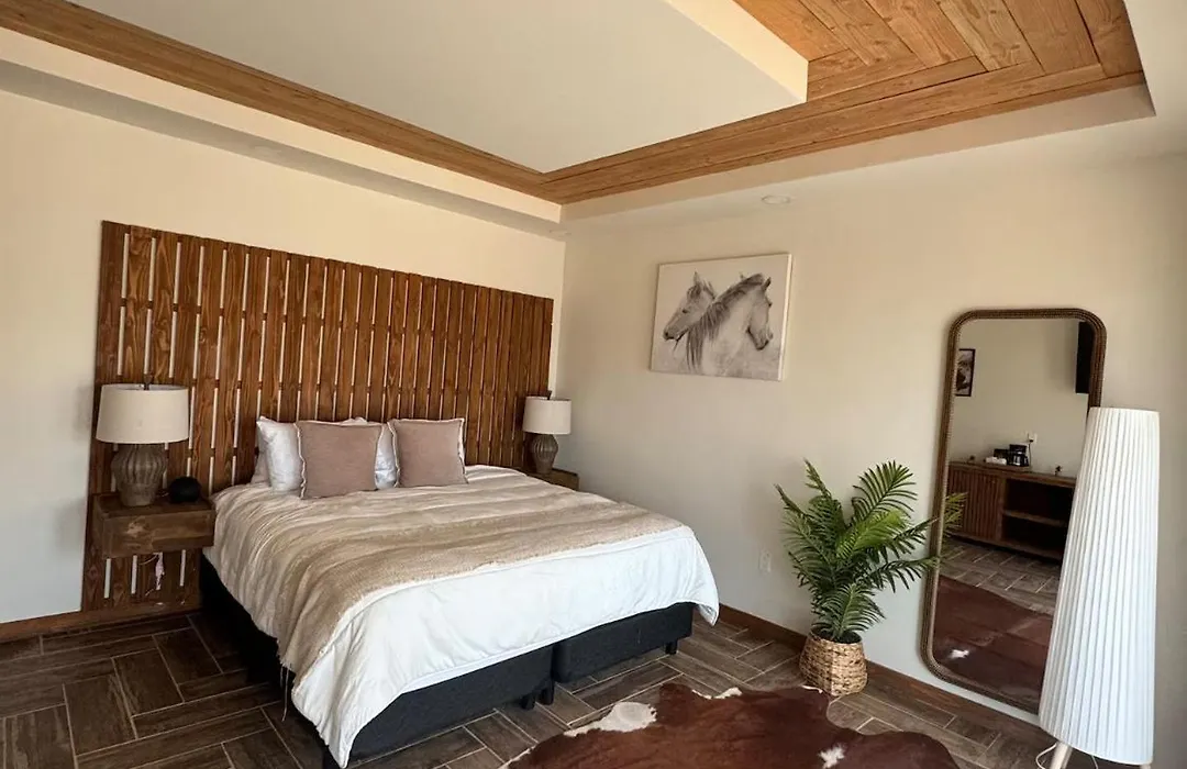 Maple Resort-1