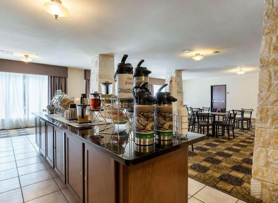 Quality Suites Huntsville Near University-1
