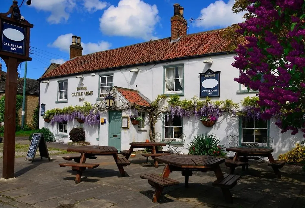 The Castle Arms Inn-1