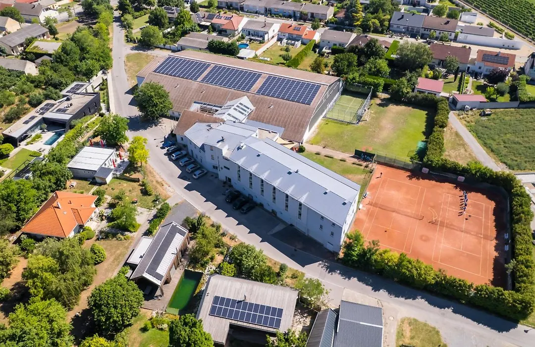 Sporthotel Podersdorf-1
