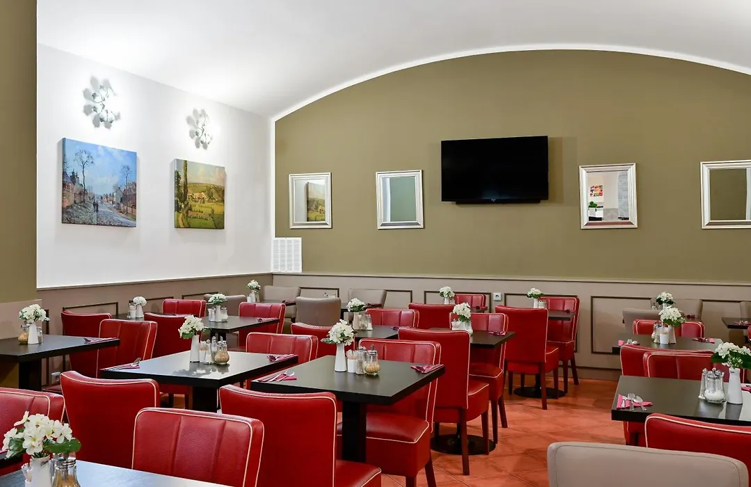 Hotel Mala Strana-1
