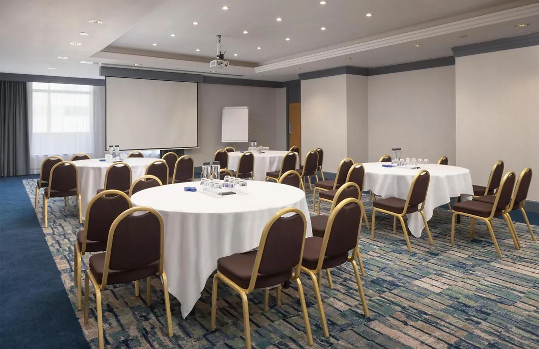 Hilton Paris Charles De Gaulle Airport-1