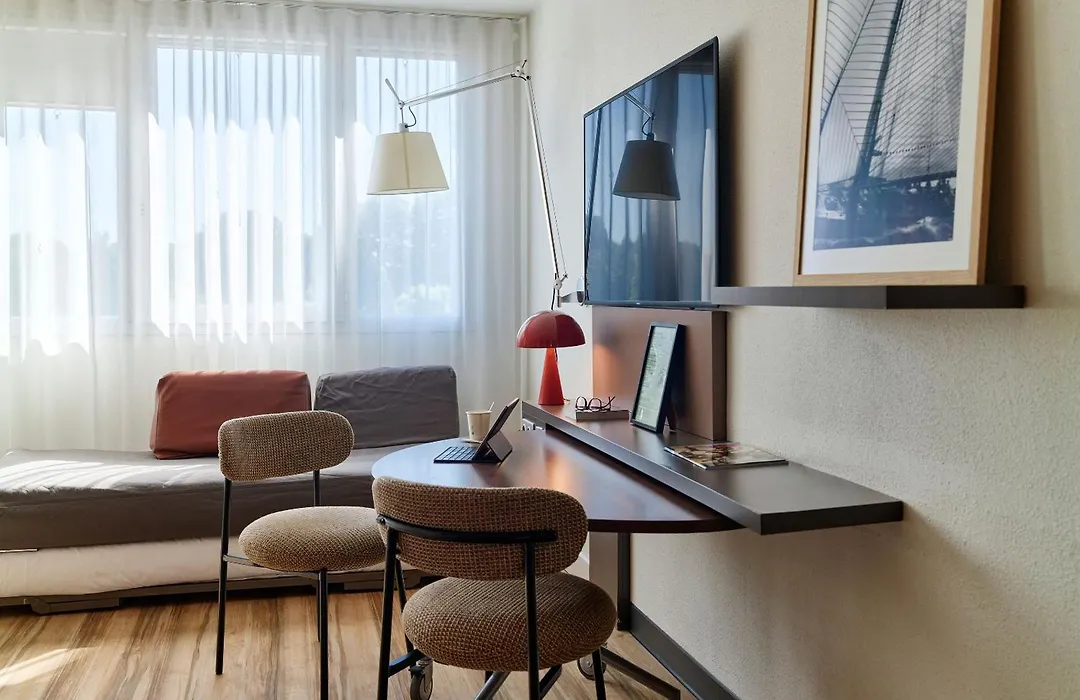 Novotel Suites Paris Nord 18ème-1