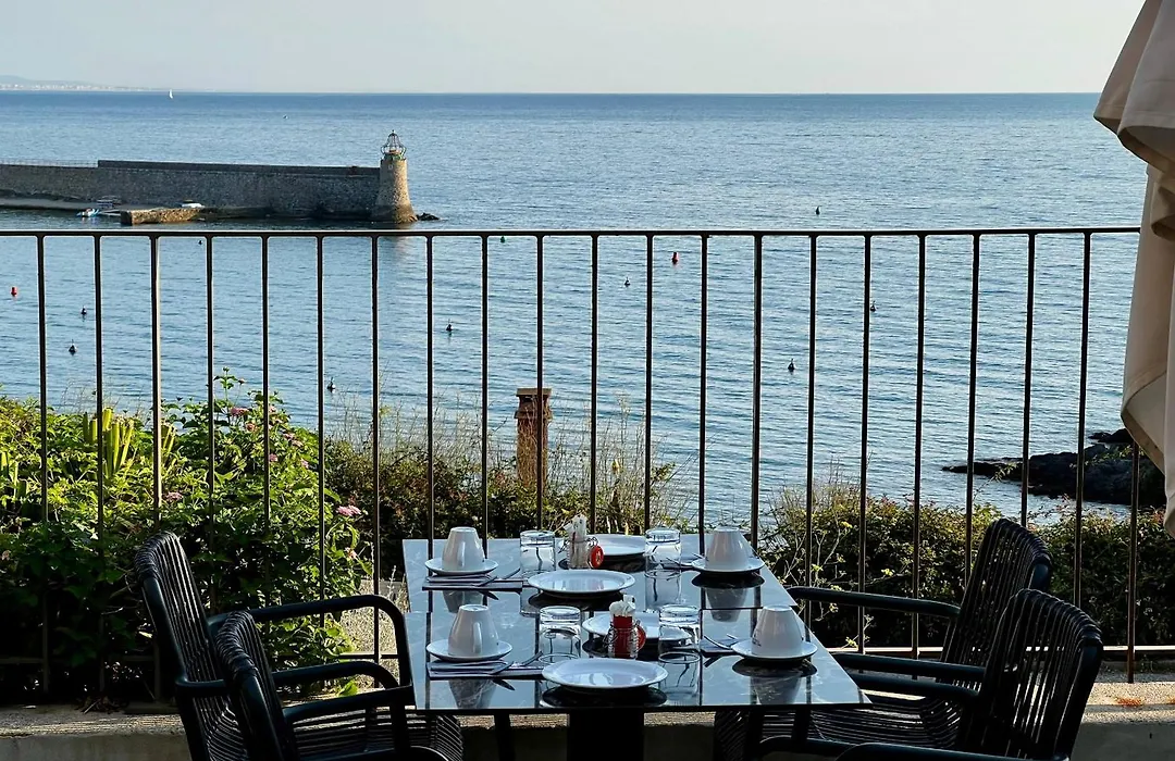 Hotel Le Bon Port-1