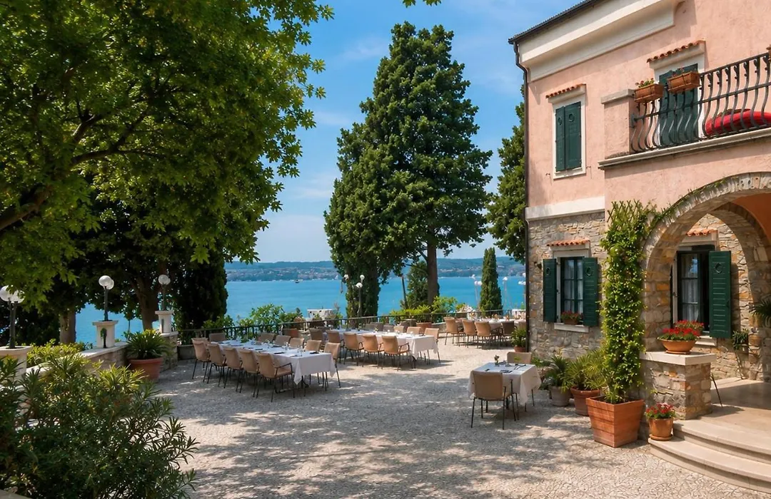 Villa Andor-1