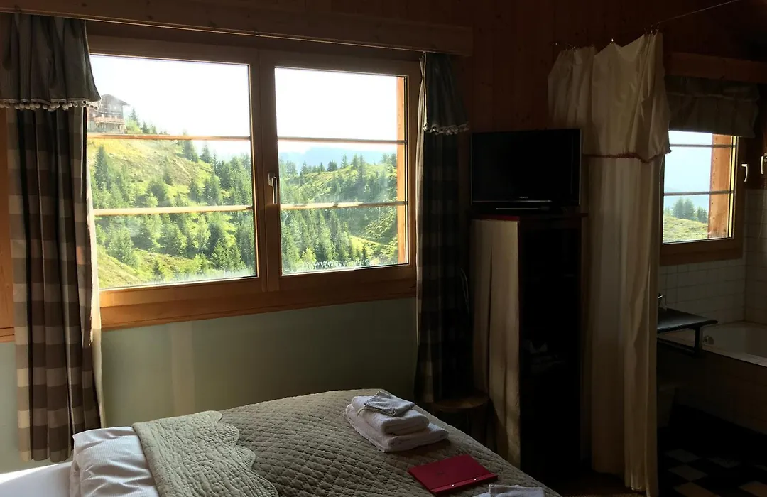 Hamilton Lodge, Belalp-1