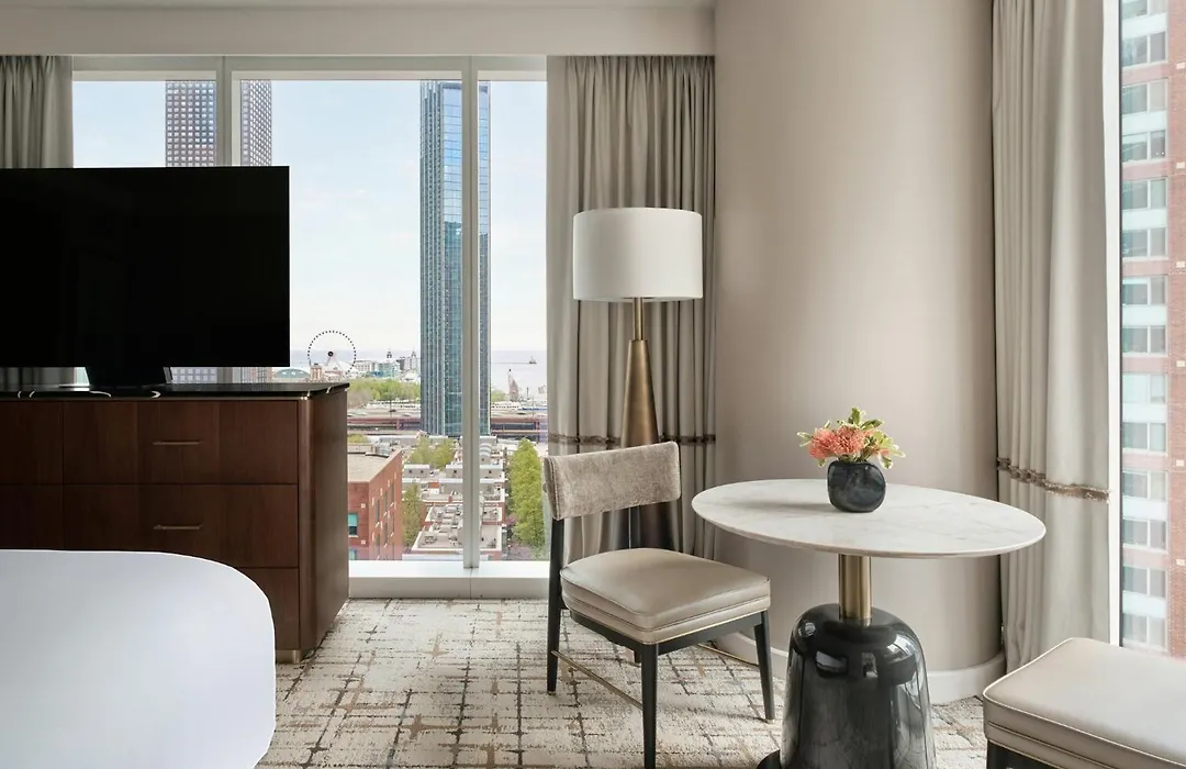 Loews Chicago Hotel-1