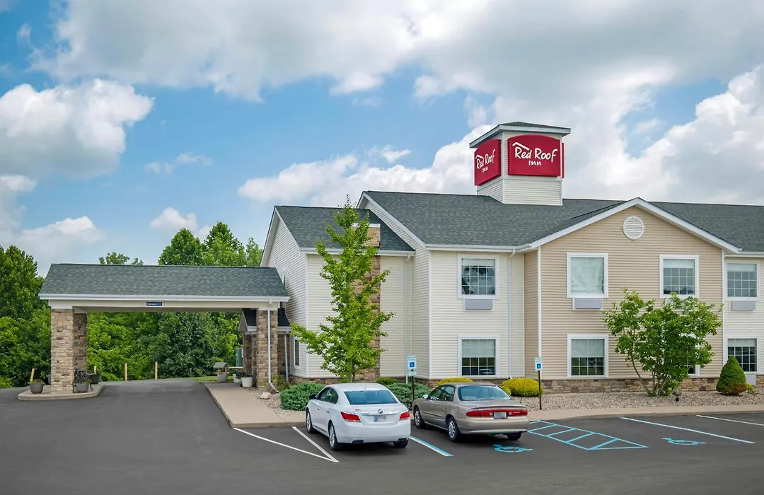 Red Roof Inn Charlestown-1