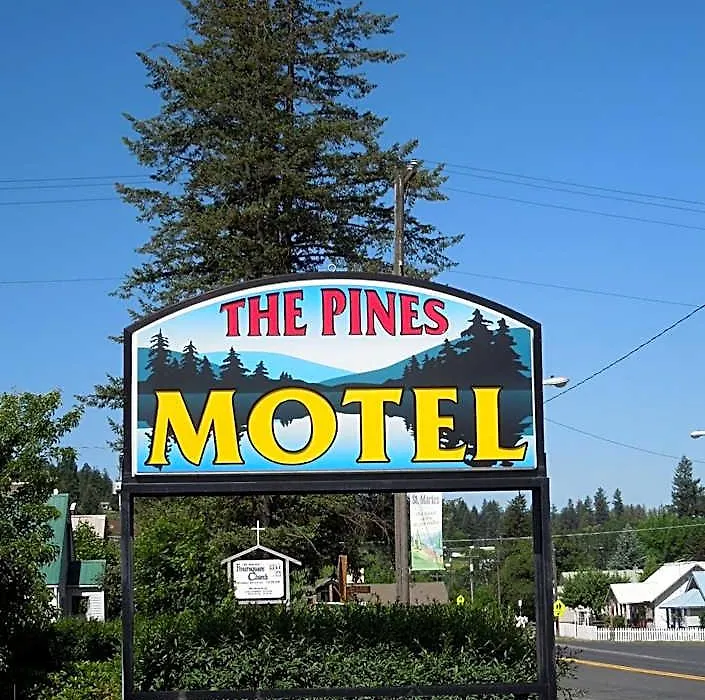 The Pines Motel-1