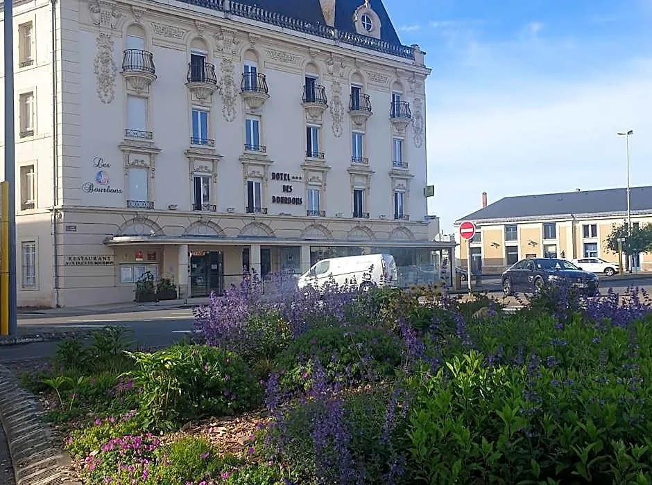 Logis Hotel des Bourbons Montluçon Climatisé-1