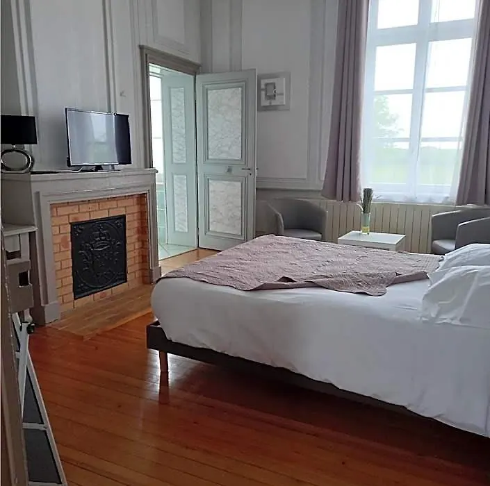 Le Chateau de Buchy-1