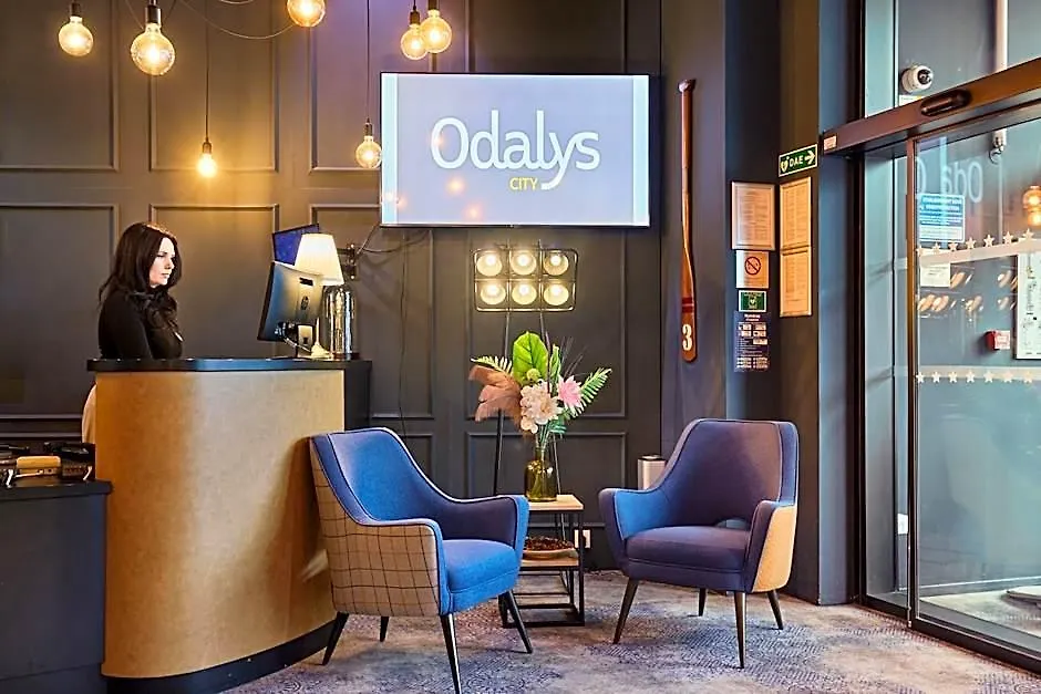 Appart'Hotel Odalys City - Paris XVII-1